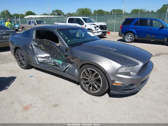 2013 Ford Mustang GT Premium