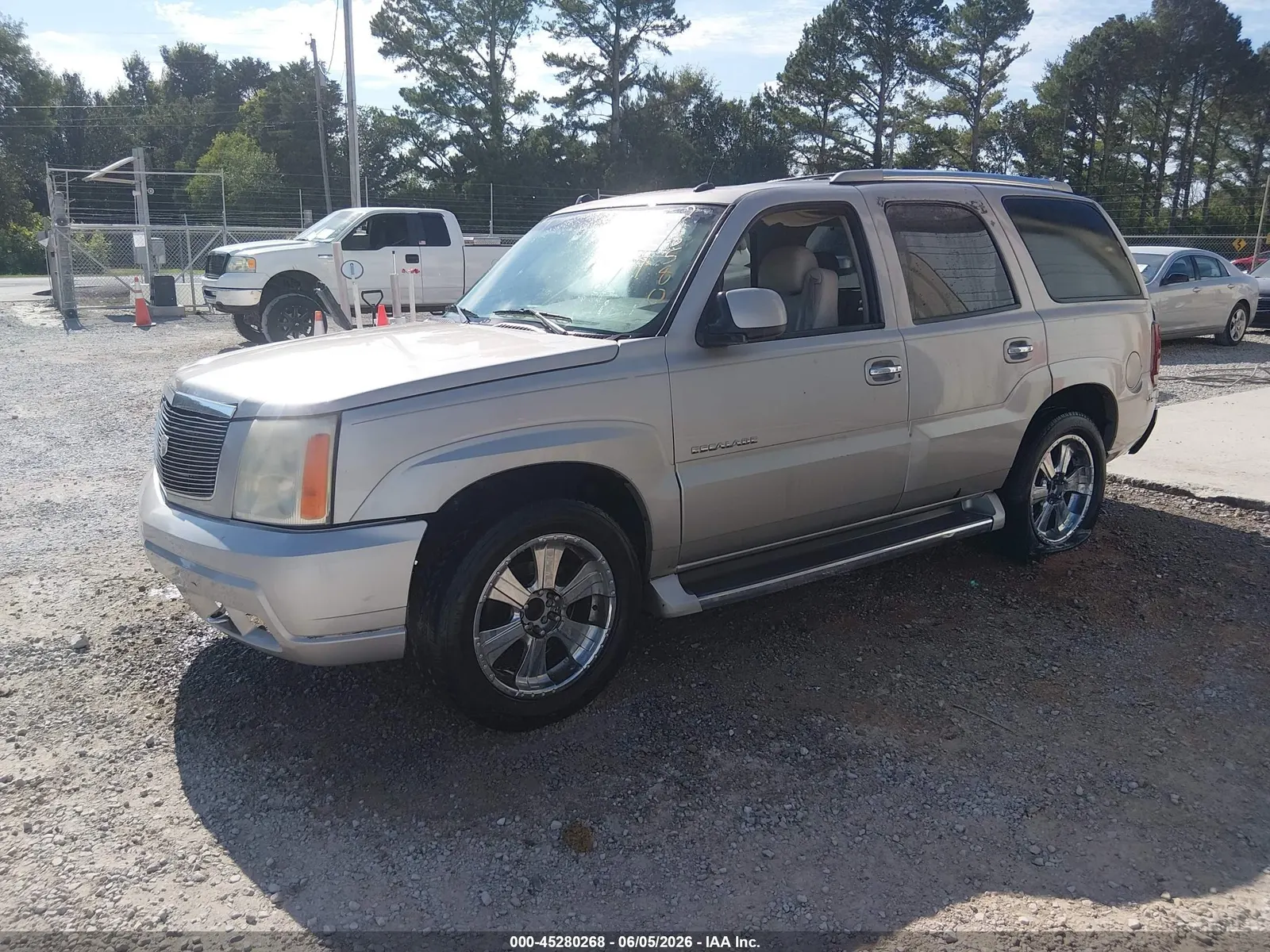 2005 Cadillac Escalade STANDARD