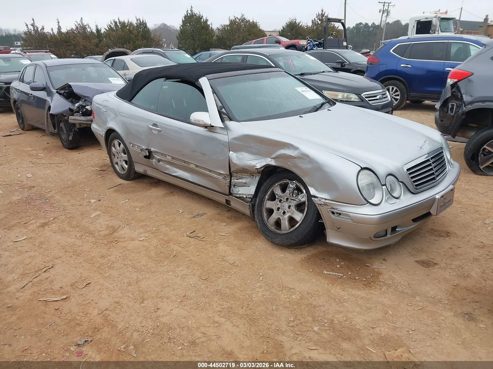 2000 Mercedes-Benz CLK-Class
