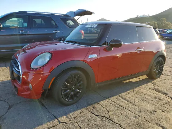2017 MINI Hardtop 2 Door Cooper S