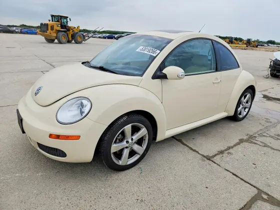 2008 Volkswagen New Beetle Coupe S