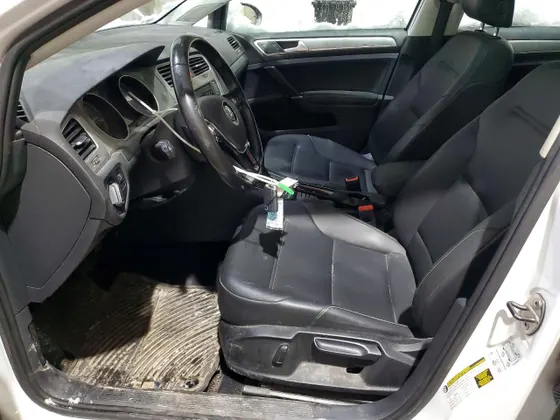 2016 Volkswagen Golf SportWagen TSI S