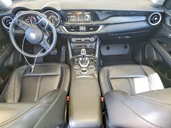 2020 Alfa Romeo Stelvio