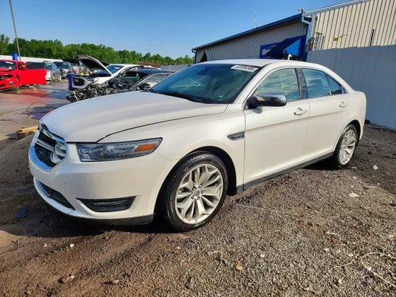 2014 Ford Taurus Limited