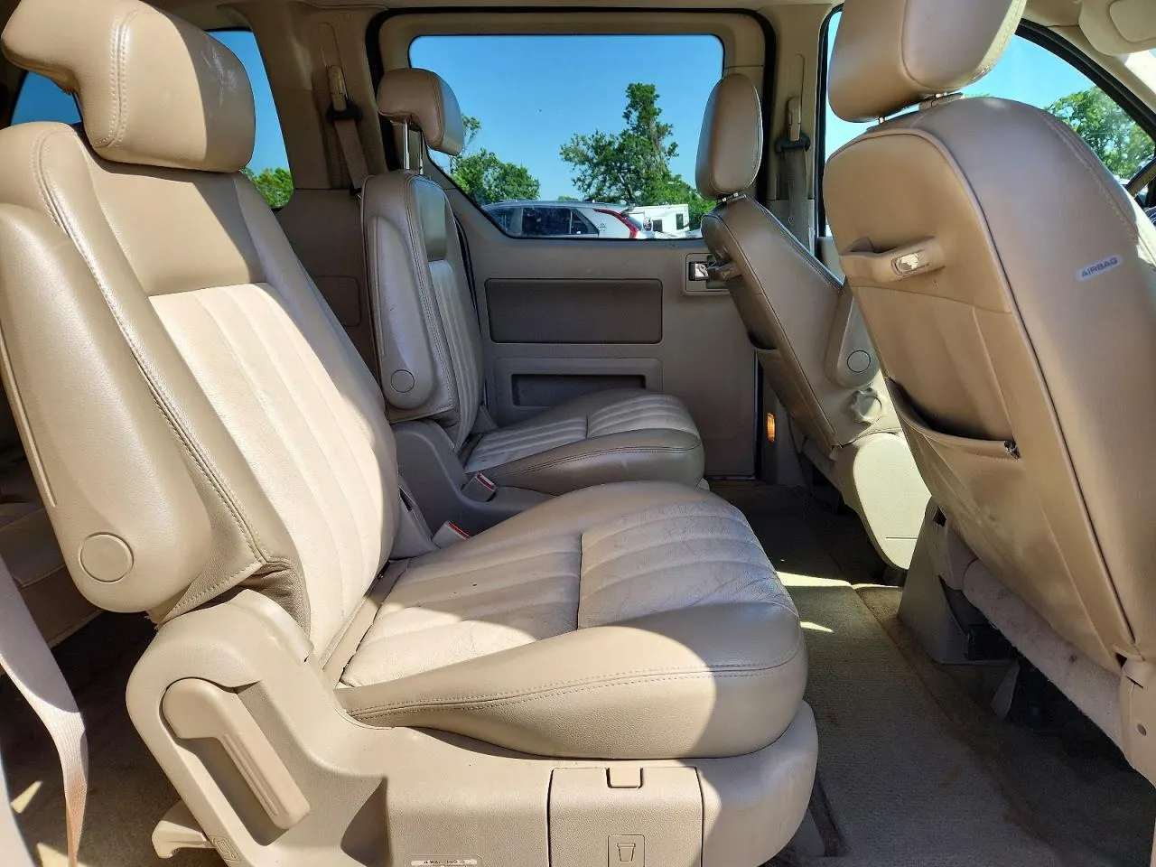 2005 Mercury Monterey Luxury