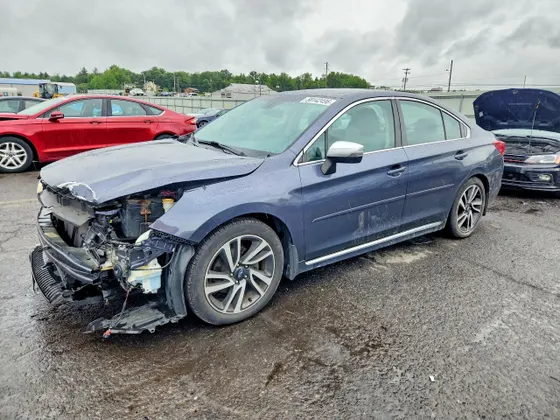 2017 Subaru Legacy Sport