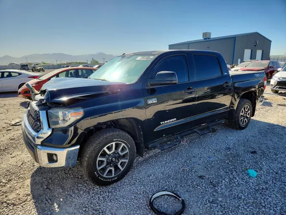 2018 Toyota Tundra 4WD SR5