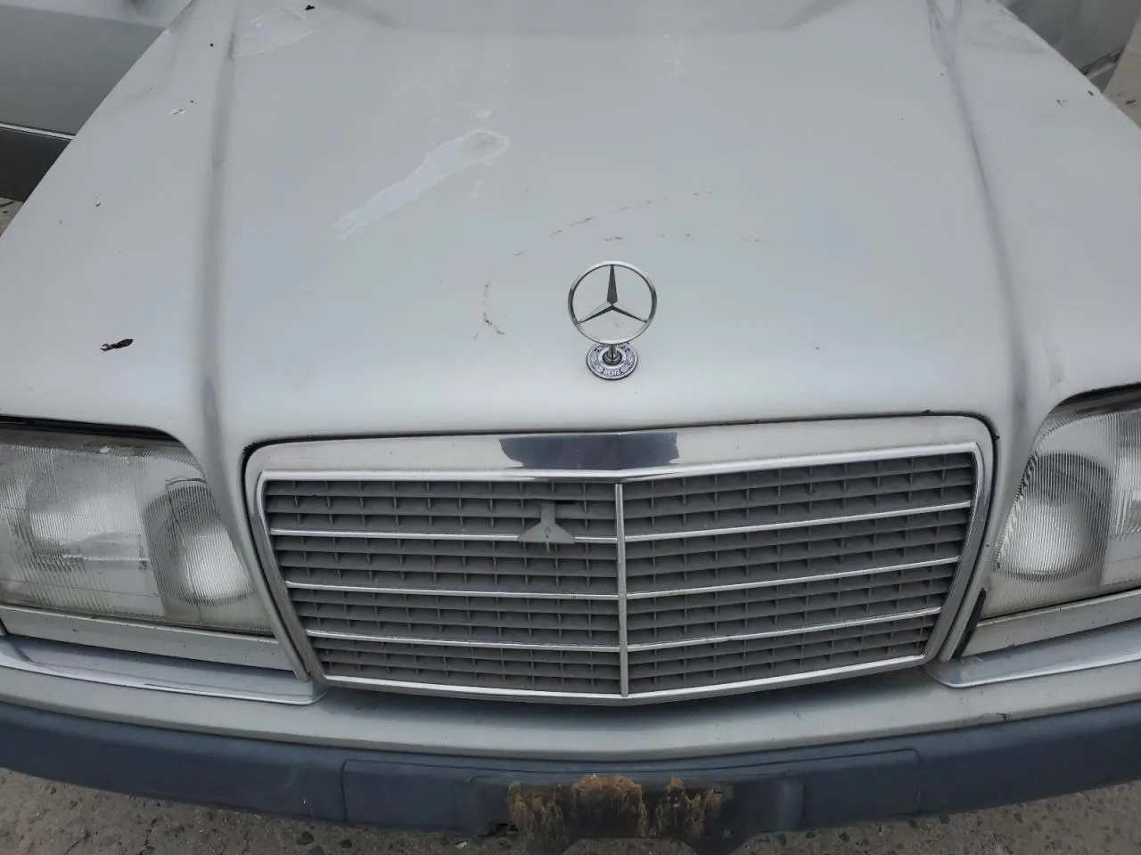 1992 Mercedes-Benz 300 Series 300E