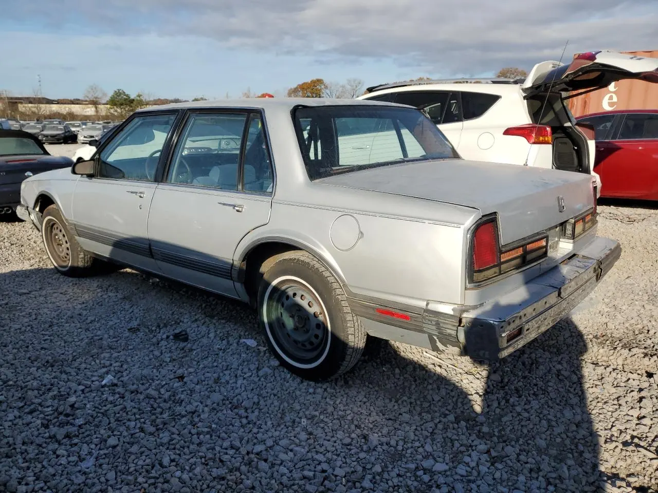 1991 Oldsmobile Delta 88 ROYALE