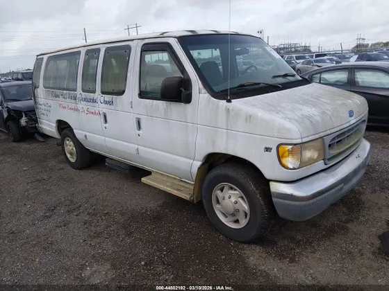 1997 Ford Club Wagon XL