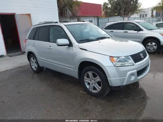 2008 Suzuki Grand Vitara Luxury