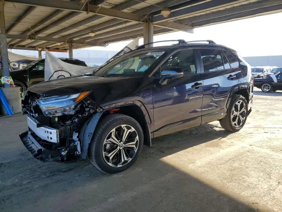 2025 Toyota RAV4 Plug-In Hybrid XSE