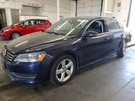 2012 Volkswagen Passat SE