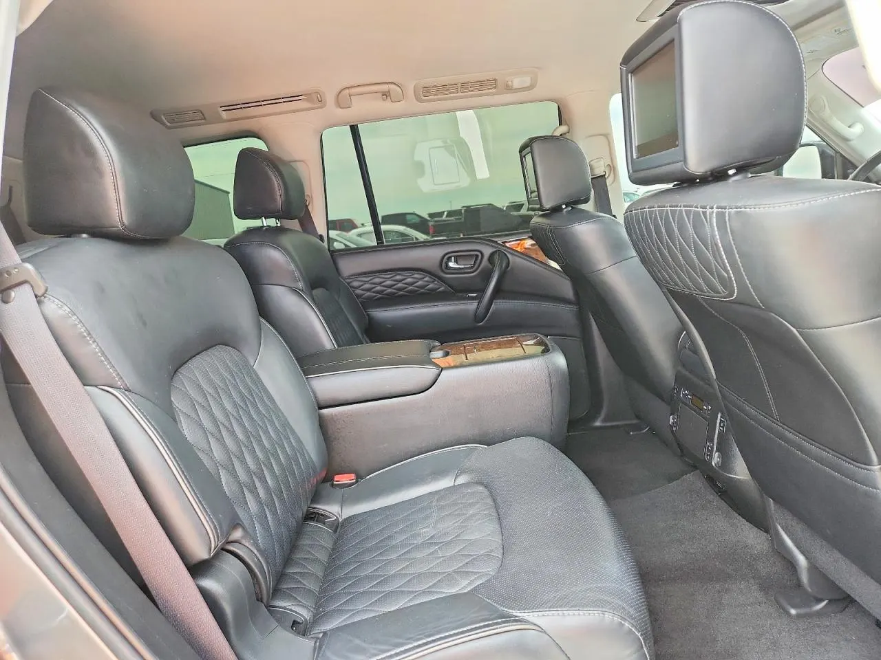 2019 INFINITI QX80 LUXE