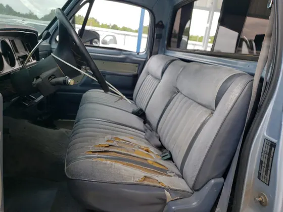 1989 Dodge D250 & W250 W200