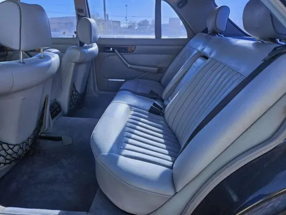 1985 Mercedes-Benz 500 Series 500SEL