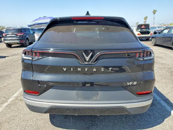 2023 VinFast VF 8 Eco