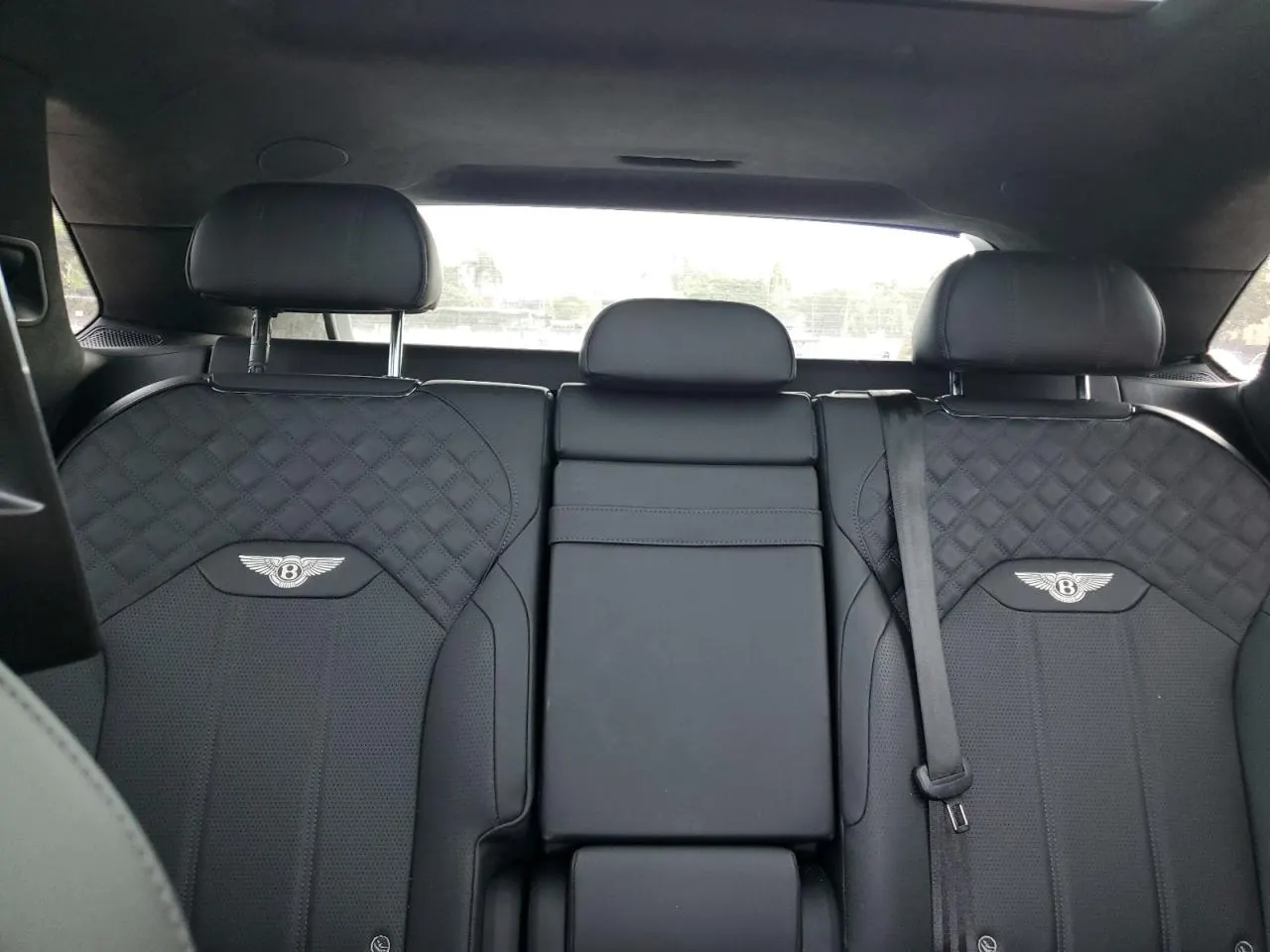 2023 Bentley Bentayga V8