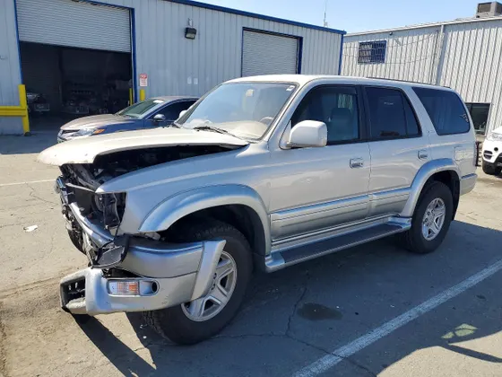 2000 Toyota 4Runner Limited