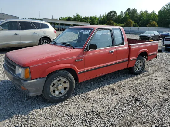 1988 Mazda B2200 Pickup 2WD CAB PLUS