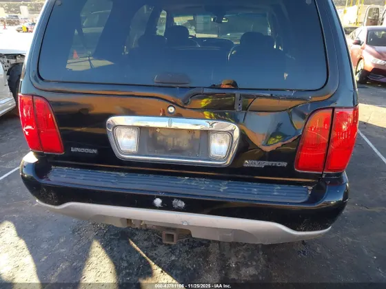 2002 Lincoln Navigator