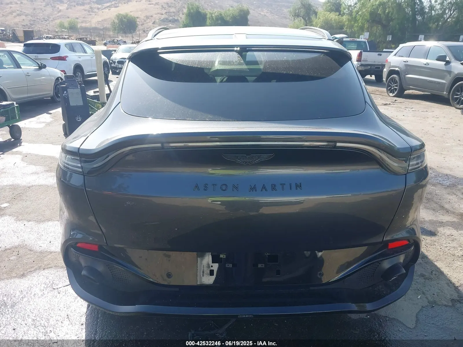 2021 Aston Martin DBX