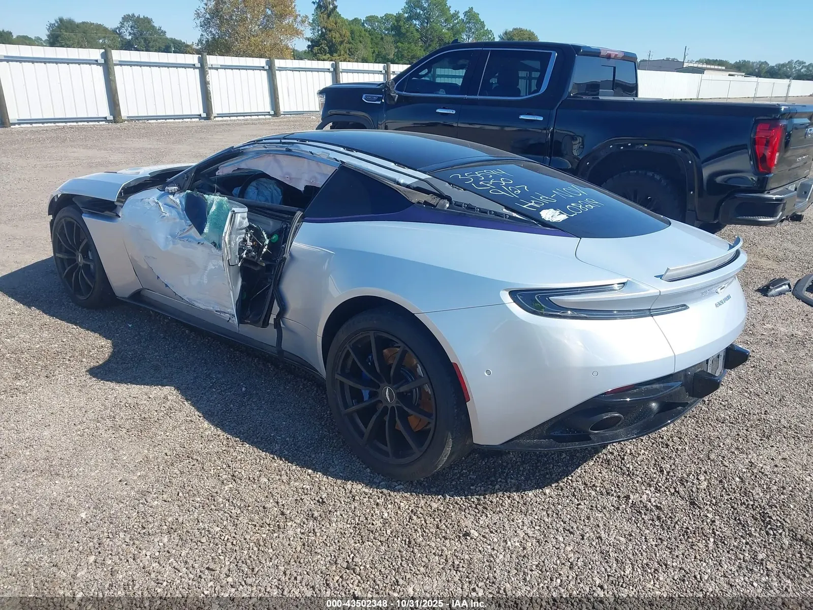 2019 Aston Martin DB11 AMR