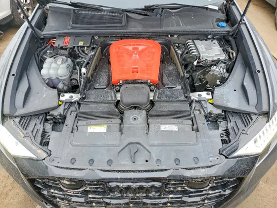 2022 Audi RS Q8