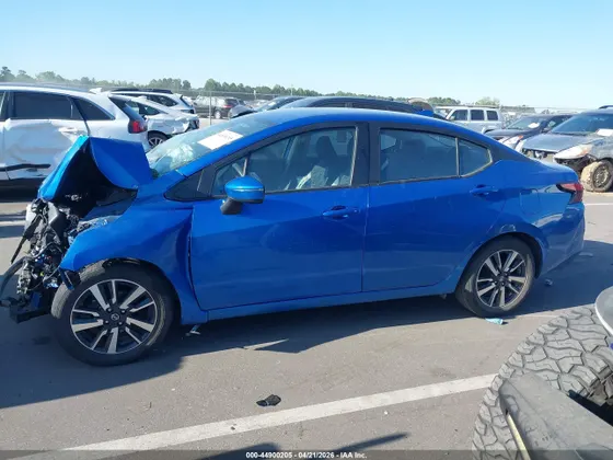 2021 Nissan Versa SV