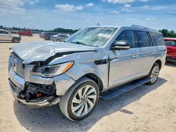 2022 Lincoln Navigator Reserve