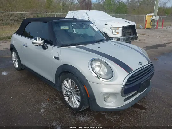 2017 MINI Convertible Cooper
