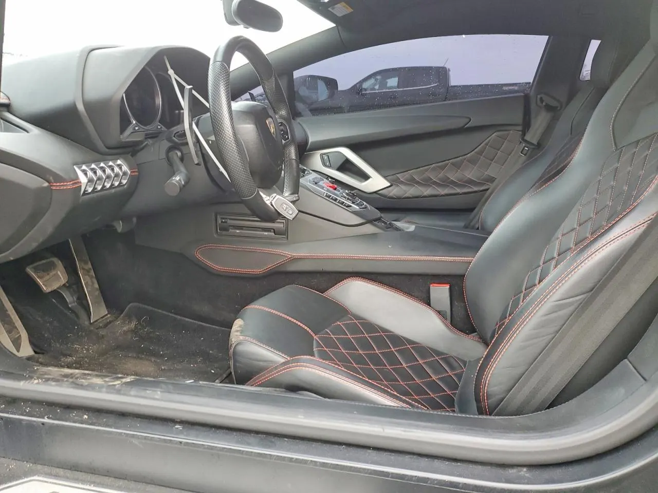 2015 Lamborghini Aventador