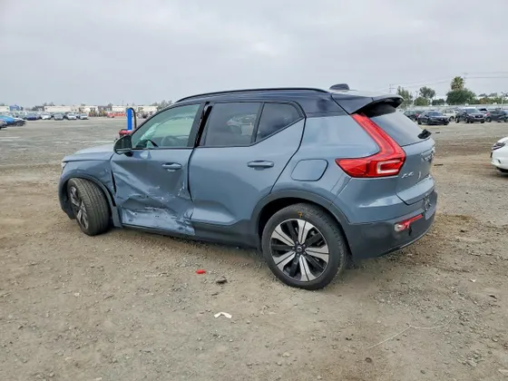2023 Volvo XC40 Recharge Pure Electric Plus