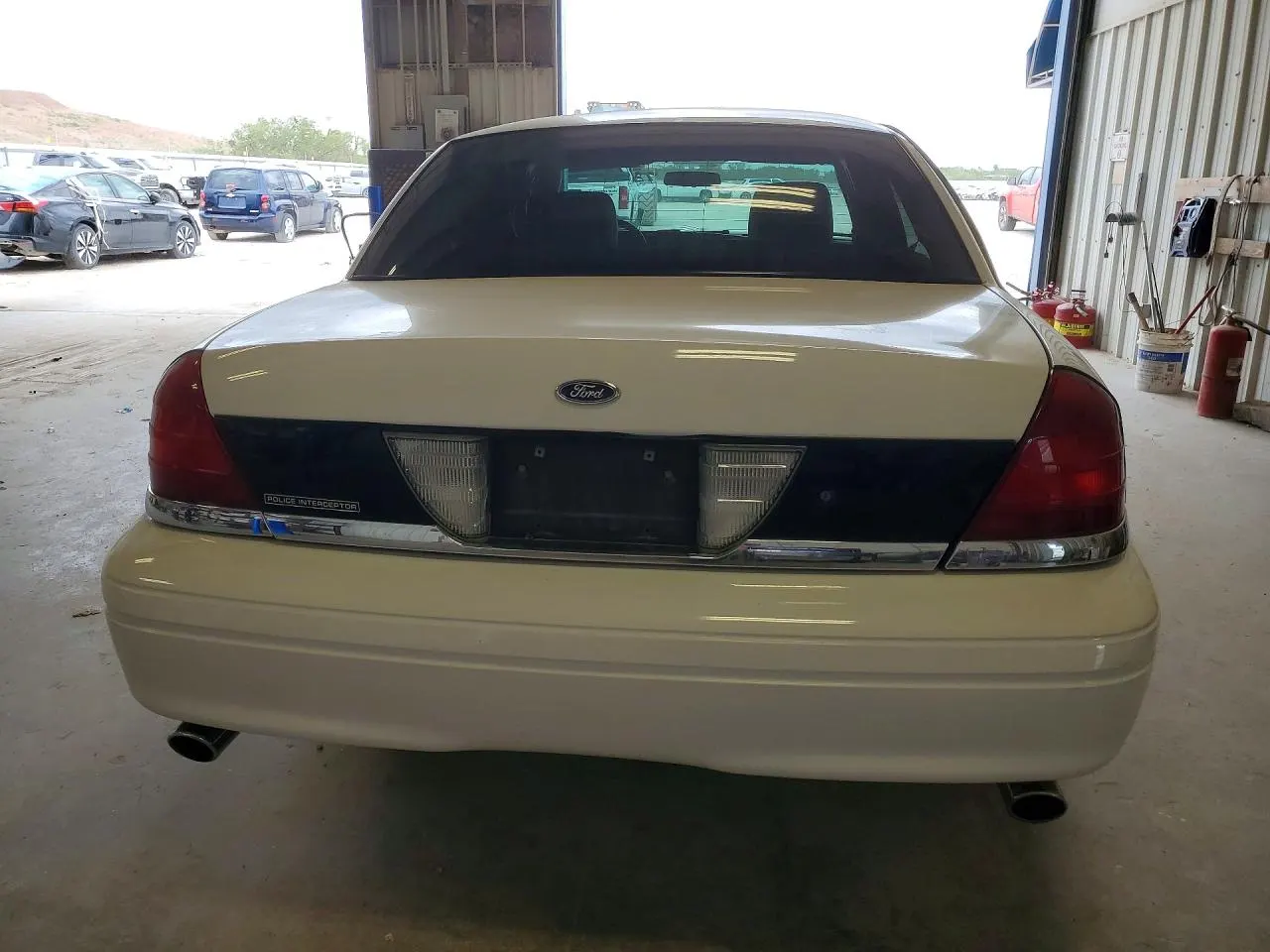 2011 Ford Crown Victoria LX