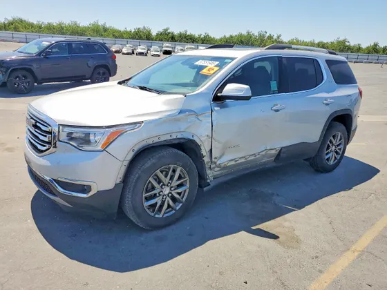 2017 GMC Acadia SLT