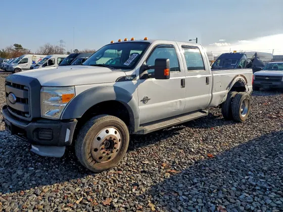 2015 Ford Super Duty F-450 DRW LARIAT