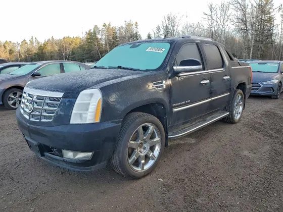 2011 Cadillac Escalade EXT Luxury