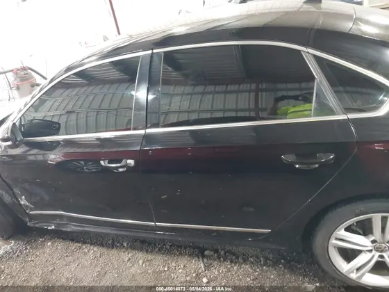 2015 Volkswagen Passat 2.0L TDI SEL Premium