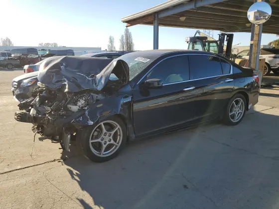 2014 Honda Accord Plug-in Hybrid PLUG-IN HYBRID