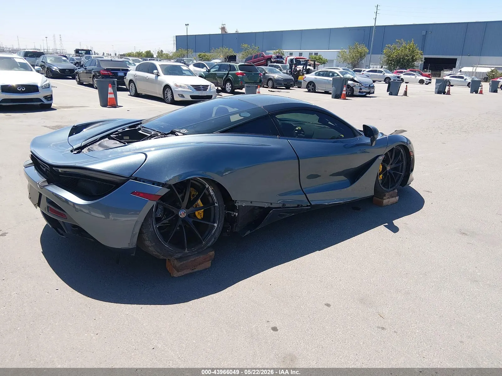 2018 McLaren 720S LUXURY/PERFORMANCE
