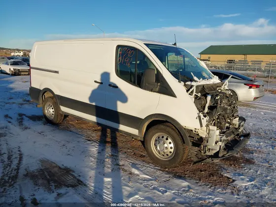 2022 Ford TRANSIT