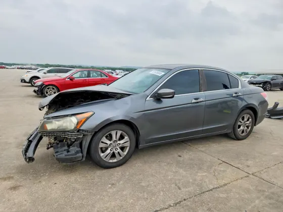 2012 Honda Accord Sdn LX Premium