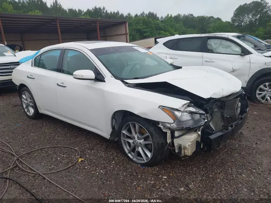 2009 Nissan Maxima 3.5 SV w/Premium Pkg