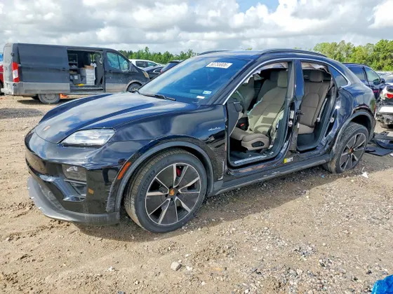 2025 Porsche Macan Electric 4S