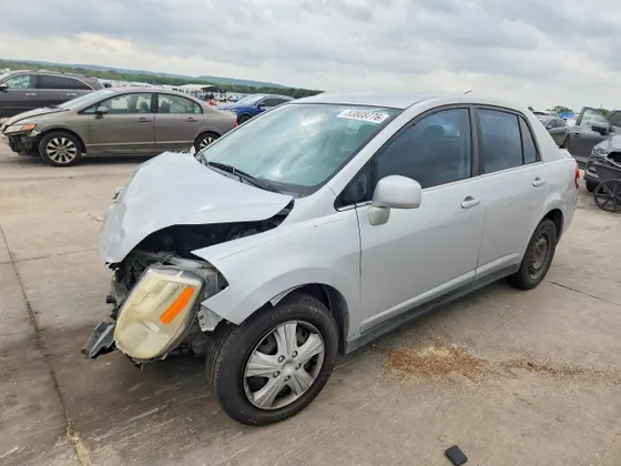2007 Nissan Versa 1.8 S