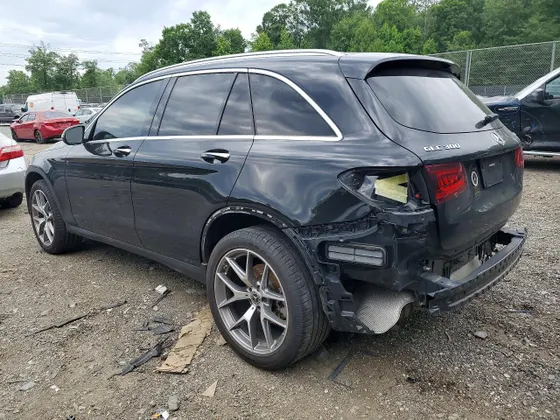 2021 Mercedes-Benz GLC GLC 300
