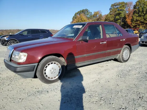 1987 Mercedes-Benz 300 Series 300D