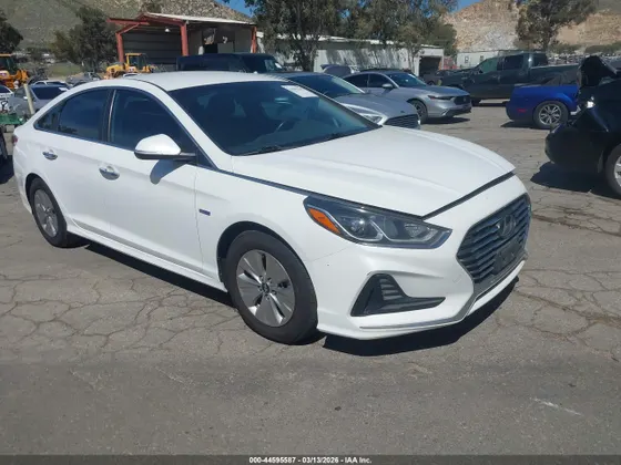 2018 Hyundai Sonata Hybrid SE