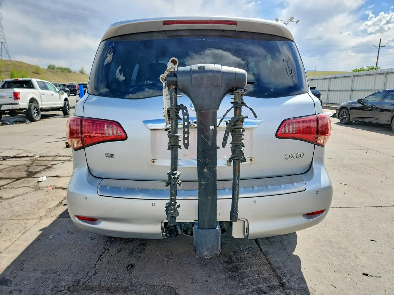 2017 INFINITI QX80