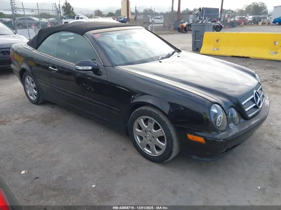 2000 Mercedes-Benz CLK-Class